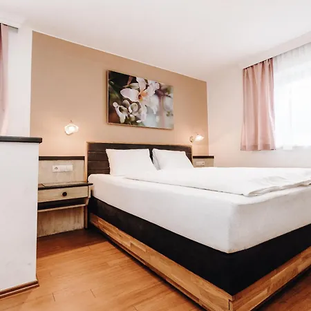 Апарт-отель Garni Tannenhof 3*