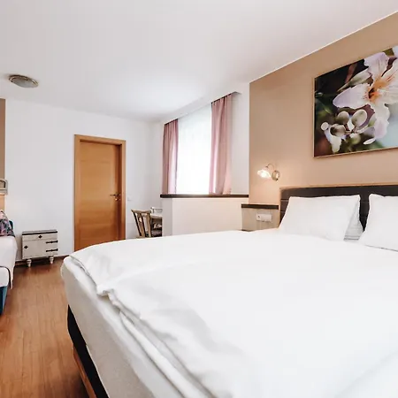 Garni Tannenhof Апарт-отель 3*