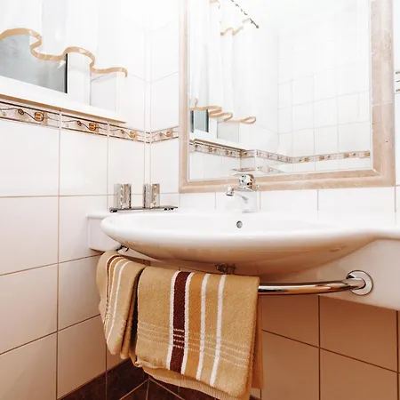 Aparthotel Garni Tannenhof