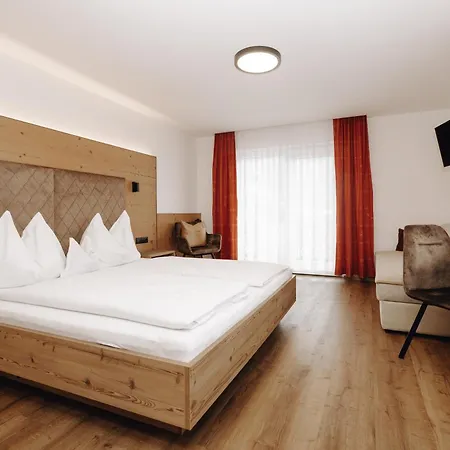 Garni Tannenhof Апарт-отель Флахау