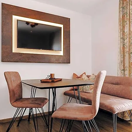 Aparthotel Garni Tannenhof