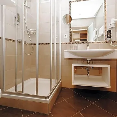 Aparthotel Garni Tannenhof 3*
