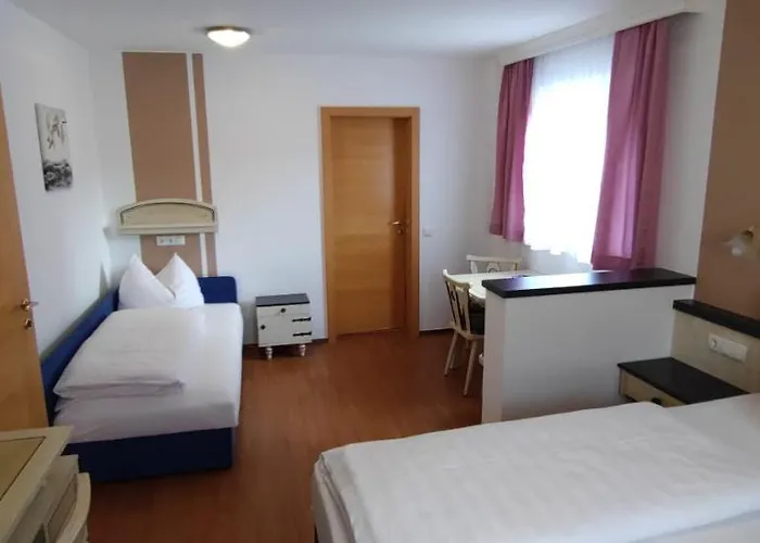 加尼塔伦霍夫公寓式酒店 3*