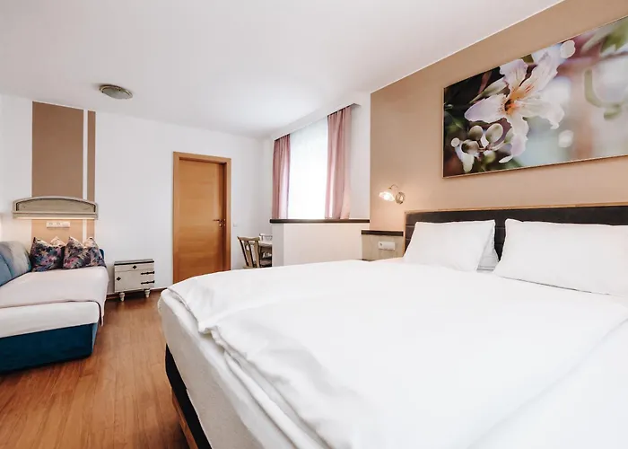 Garni Tannenhof アパートホテル 3*