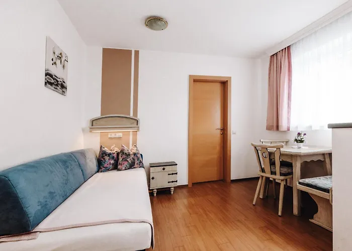 アパートホテル Garni Tannenhof 3*